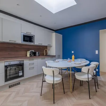 Au Coeur Du 11eme Quartier Oberkampf * Paris