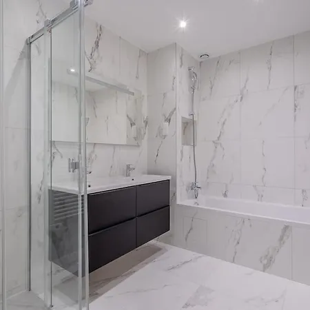 Apartment Au Coeur Du 11eme Quartier Oberkampf Paris